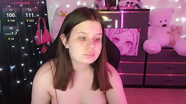 Snapshot of AmyVibess chatting on 10-06-25, 08:06 AmyVibess online show from 10-06-25, 08:06