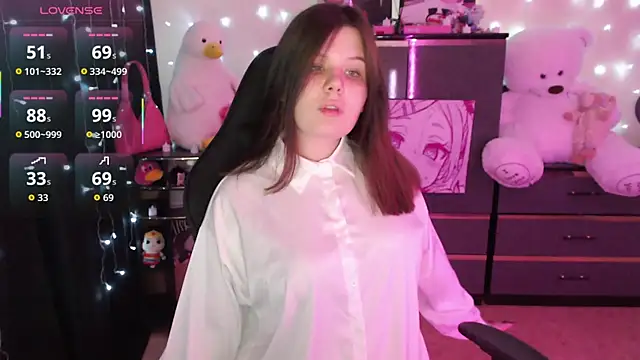 Snapshot of AmyVibess chatting on 10-10-25, 08:08 AmyVibess online show from 10-10-25, 08:08