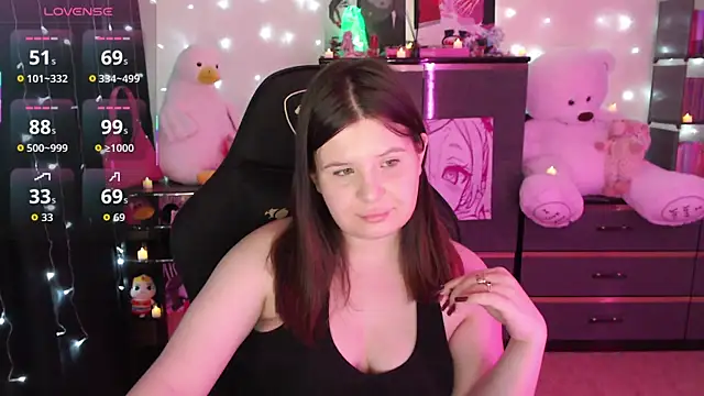 Snapshot of AmyVibess chatting on 10-14-25, 08:09 AmyVibess online show from 10-14-25, 08:09