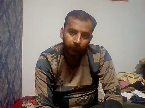 Snapshot of damsteal chatting on 10-23-25, 07:07 damsteal online show from 10-23-25, 07:07