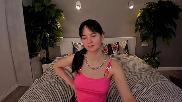 BerryDiva online show from 02-05-26, 02:22