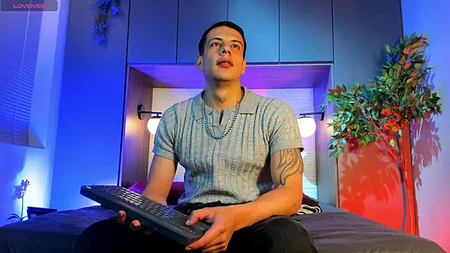 Dustin Sonne online show from 02-05-26, 03:33