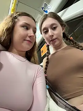 Snapshot of katexxxx chatting on 11-10-25, 04:28 katexxxx online show from 11-10-25, 04:28