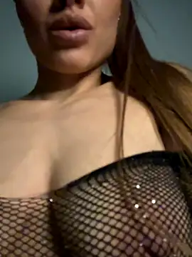 YourJolie online show from 10-21-25, 12:22