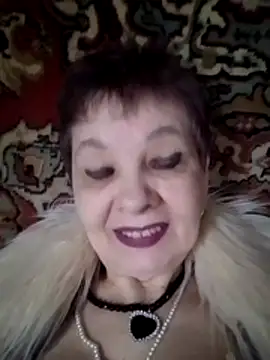 Snapshot of Rose60301 chatting on 11-30-25, 09:35 Rose60301 online show from 11-30-25, 09:35