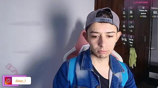 Aleecandrews online show from 10-11-25, 07:34