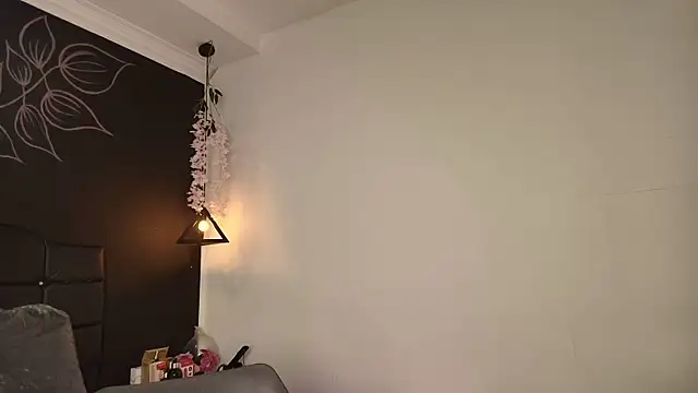 Aleecandrews online show from 11-18-25, 07:07