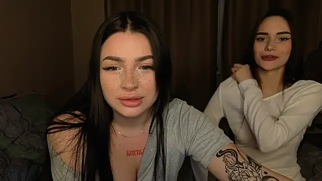 Snapshot of honey_____bunny chatting on 09-14-25, 06:29 honey bunny online show from 09-14-25, 06:29