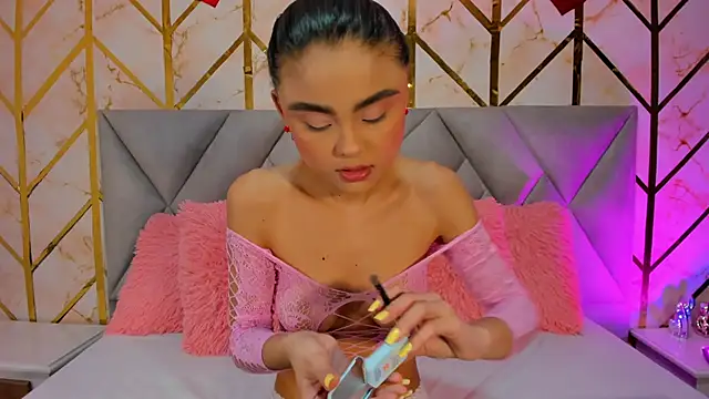 Cassidy 14 online show from 04-09-26, 08:14