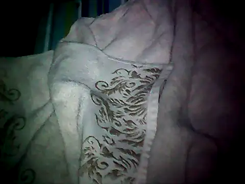 20cmloiro online show from 04-18-26, 07:58