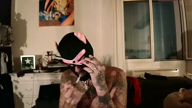 Snapshot of soumisdeblake83 chatting on 09-09-25, 11:37 soumisdeblake83 online show from 09-09-25, 11:37