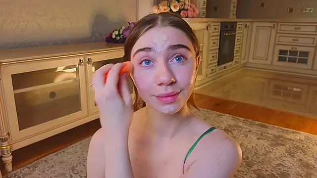 Snapshot of EadlinGillim chatting on 10-07-25, 03:04 EadlinGillim online show from 10-07-25, 03:04