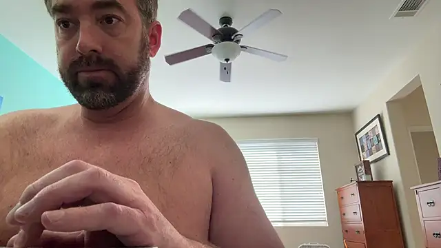 Snapshot of spongers1402 chatting on 03-12-26, 05:19 spongers1402 online show from 03-12-26, 05:19