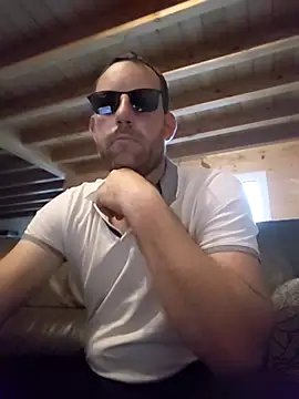 BrunJulienMetis online show from 05-18-26, 06:58