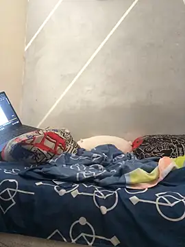 Snapshot of Cesar_Augusto chatting on 11-04-25, 12:15 Cesar Augusto online show from 11-04-25, 12:15