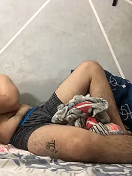 Snapshot of Cesar_Augusto chatting on 11-12-25, 03:07 Cesar Augusto online show from 11-12-25, 03:07