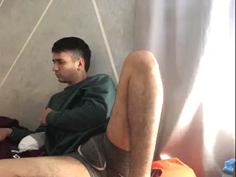 Snapshot of Cesar_Augusto chatting on 02-25-26, 11:31 Cesar Augusto online show from 02-25-26, 11:31