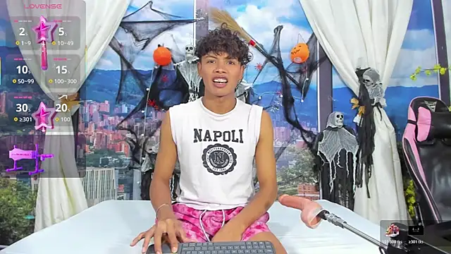 Snapshot of MilthonDelis chatting on 10-25-25, 03:14 MilthonDelis online show from 10-25-25, 03:14