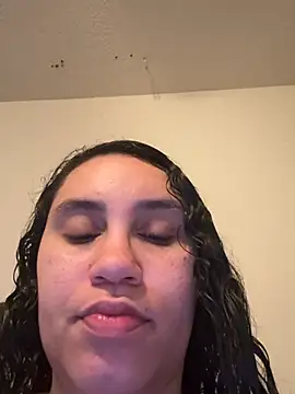 Snapshot of carlithefreak chatting on 05-27-26, 09:34 carlithefreak online show from 05-27-26, 09:34