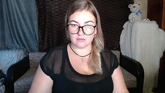 NikaSkylink online show from 10-21-25, 03:51