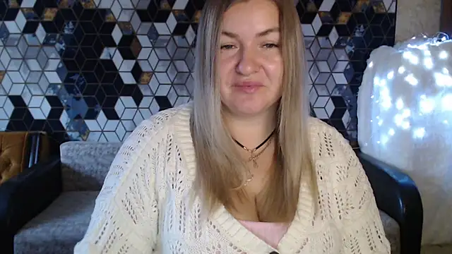 NikaSkylink online show from 12-15-25, 05:12