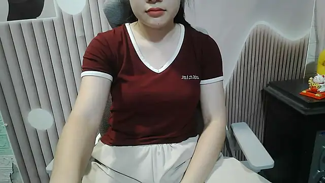 Emachiii online show from 09-25-25, 12:47