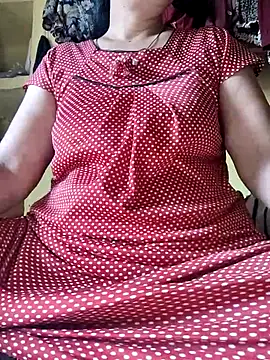 Snapshot of Cuty_siya_143 chatting on 05-20-26, 10:32 Cuty siya 143 online show from 05-20-26, 10:32