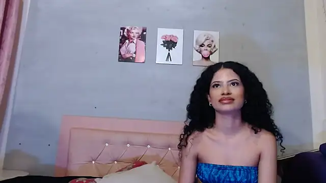 Adut Akech online show from 09-17-25, 12:07