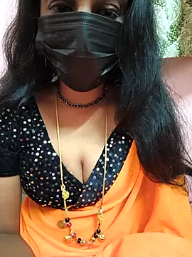 Snapshot of sana-99 chatting on 10-26-25, 01:33 sana-99 online show from 10-26-25, 01:33