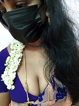 Snapshot of sana-99 chatting on 11-08-25, 02:34 sana-99 online show from 11-08-25, 02:34