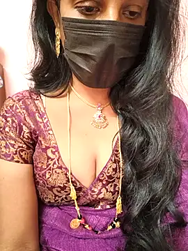 Snapshot of sana-99 chatting on 11-19-25, 04:12 sana-99 online show from 11-19-25, 04:12