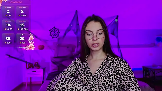 Real cutie1 online show from 10-22-25, 09:36