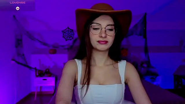 Real cutie1 online show from 10-31-25, 07:26