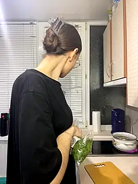 Real cutie1 online show from 11-27-25, 08:00