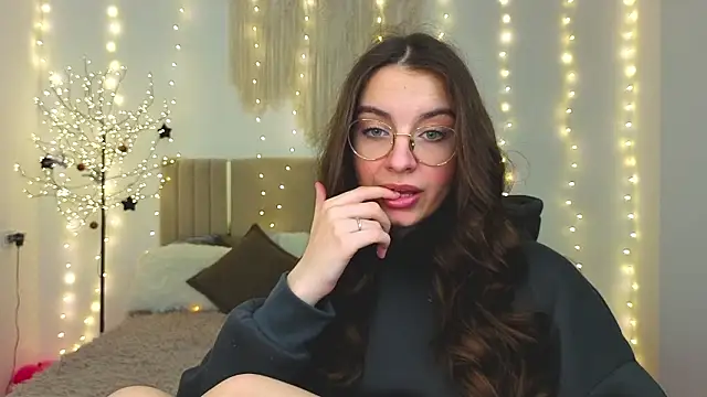 Real cutie1 online show from 02-04-26, 02:01