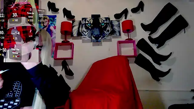 blondehot5v online show from 10-10-25, 12:15