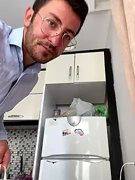 emredenizz07 online show from 10-09-25, 09:18