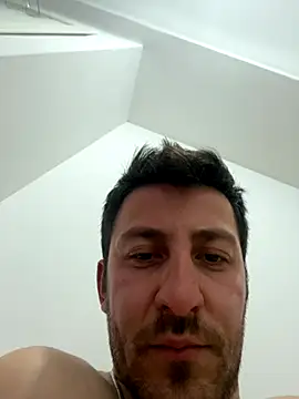 emredenizz07 online show from 10-10-25, 10:53