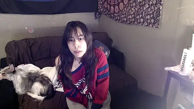 Snapshot of London_Ray chatting on 04-24-26, 02:14 London Ray online show from 04-24-26, 02:14