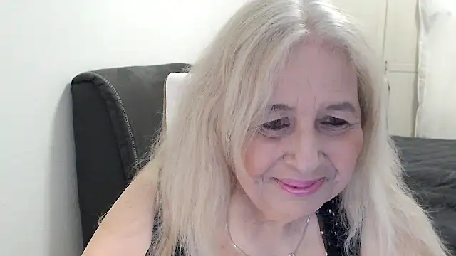 Snapshot of SusiLifeXXX chatting on 04-22-26, 07:37 SusiLifeXXX online show from 04-22-26, 07:37