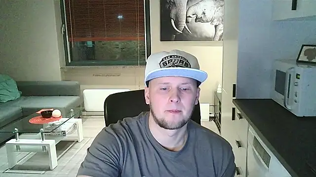 Snapshot of Dartanjanas13 chatting on 01-17-26, 04:00 Dartanjanas13 online show from 01-17-26, 04:00