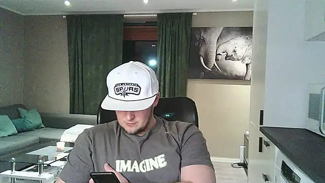 Snapshot of Dartanjanas13 chatting on 02-28-26, 06:20 Dartanjanas13 online show from 02-28-26, 06:20
