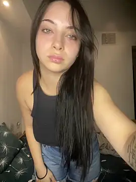 Snapshot of Bella__Booty chatting on 09-25-25, 09:51 Bella Booty online show from 09-25-25, 09:51