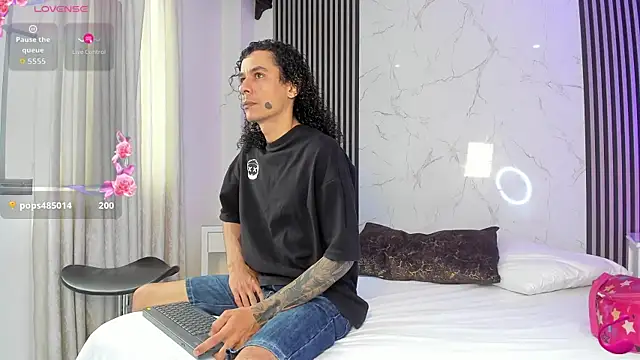 JackAndRosse  online show from 12-16-25, 02:00