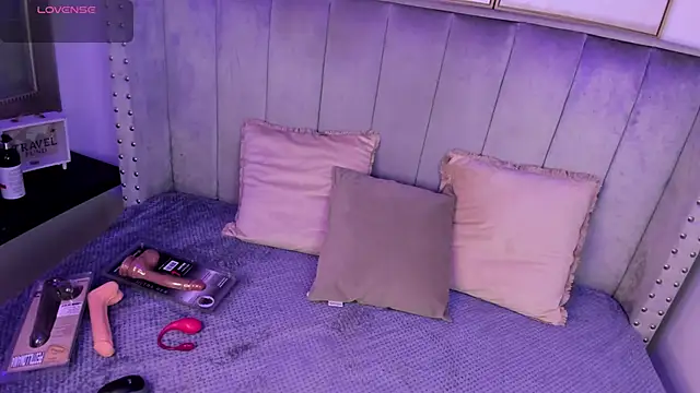 Seshat Hitt online show from 10-10-25, 03:16