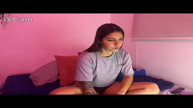 SurpriseMadlicia online show from 09-12-25, 03:50