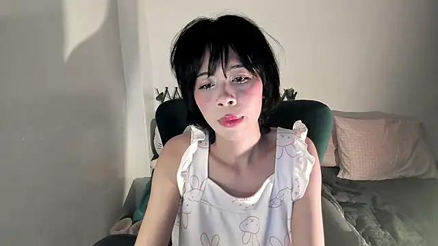 Snapshot of dolliette24 chatting on 10-09-25, 02:31 dolliette24 online show from 10-09-25, 02:31