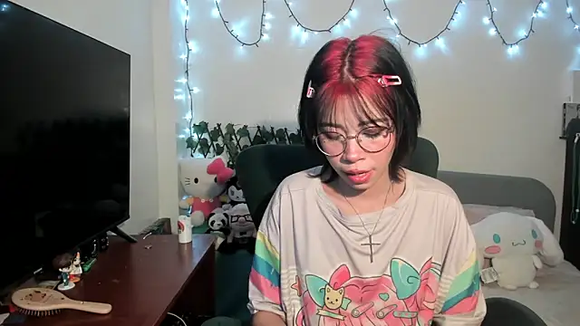 Snapshot of dolliette24 chatting on 11-08-25, 07:08 dolliette24 online show from 11-08-25, 07:08