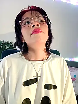 Snapshot of dolliette24 chatting on 11-13-25, 09:14 dolliette24 online show from 11-13-25, 09:14