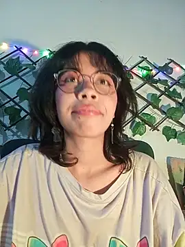 Snapshot of dolliette24 chatting on 05-27-26, 05:48 dolliette24 online show from 05-27-26, 05:48